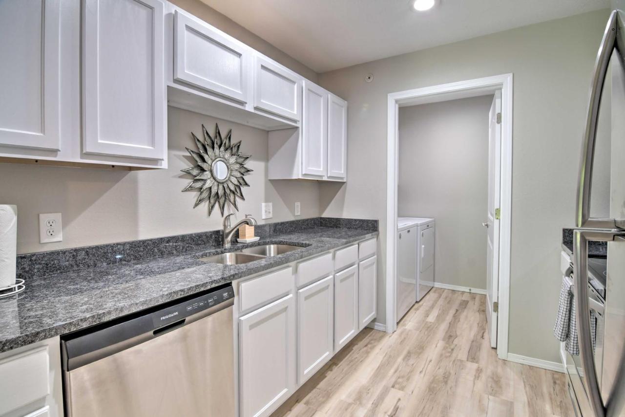Apartment With Patio, 4 Mi To Silver Dollar City! Branson Exterior photo