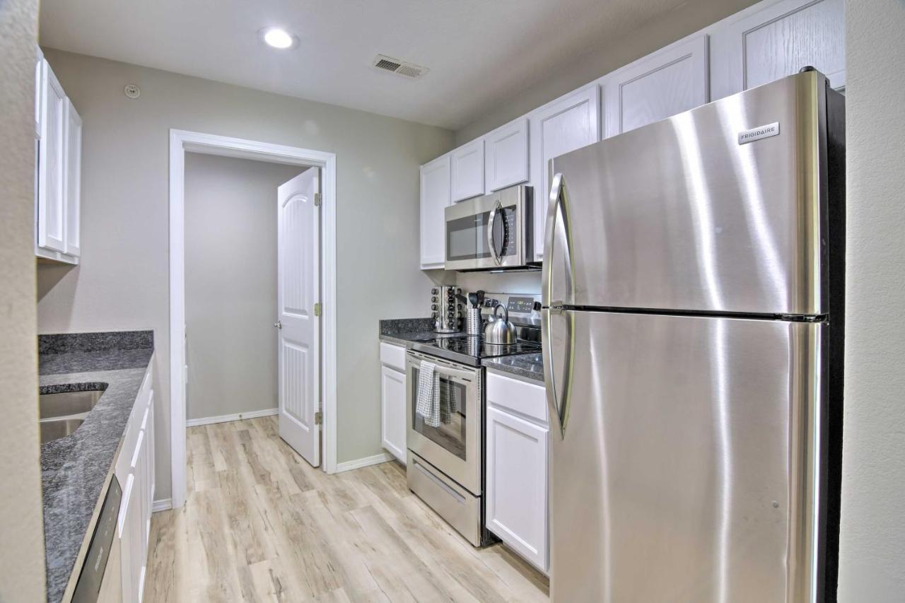 Apartment With Patio, 4 Mi To Silver Dollar City! Branson Exterior photo